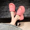 Шлепанцы на толстой подошве с надписью-буквой женские 2025 новые с небольшой высотой подъема удобные и легкие простые сандалии на одном ремешке