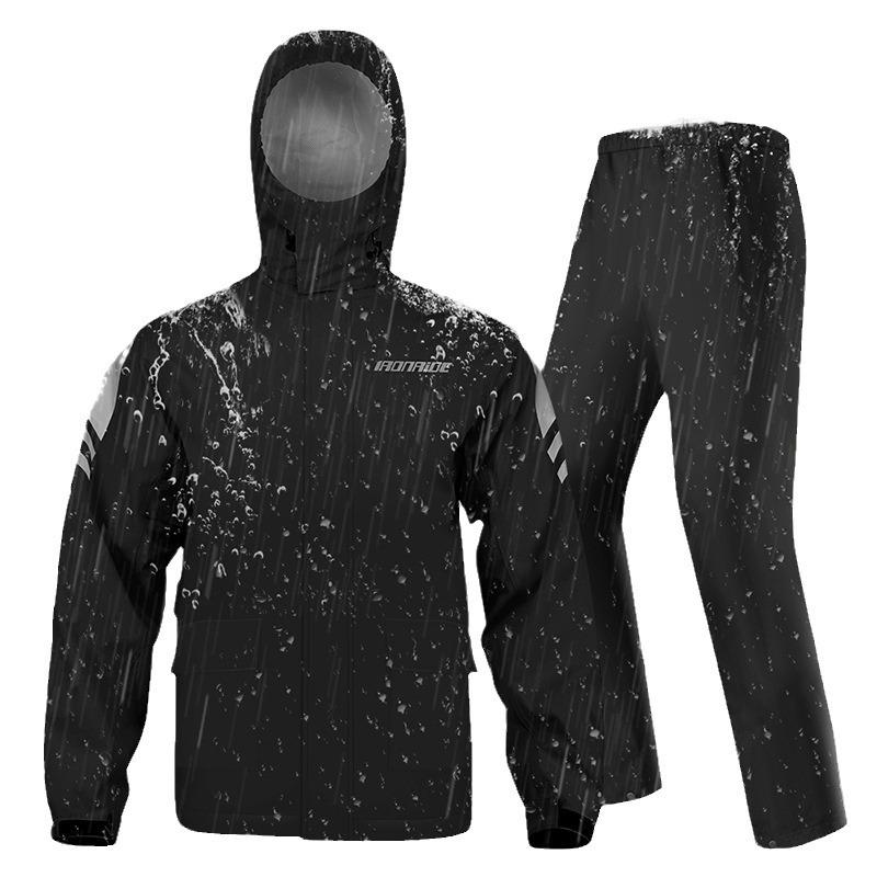 Motorcycle Riding Raincoat Set: Waterproof Outdoor Suit with Shoe Covers