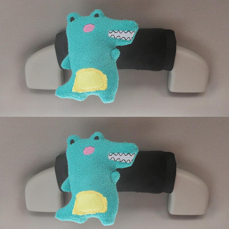 Милая мультяшная кукла-панда, чехол на ручку двери салона автомобиля, универсальный плюшевый чехол-протектор для ручника, защита держателя на крышу автомобиля