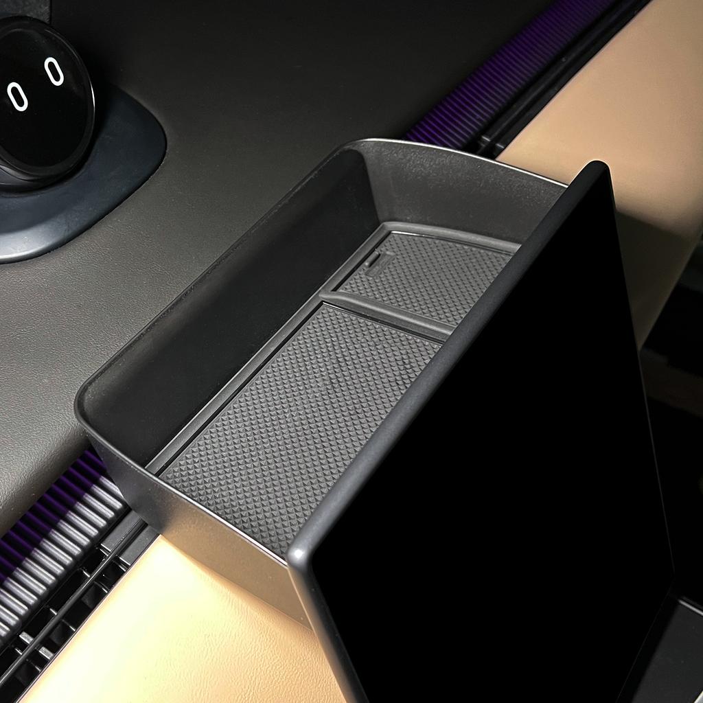 Для NIO ET5 2025 2025 2025 Подставка для приборной панели автомобиля Центральная консоль Скрытый ящик для хранения позади экрана Уборка ABS Черный