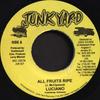 7-дюймовая пластинка LUCIANO - All Fruits Ripe JUN027 Junk Yard Ямайка Регги, Ска и Даб Б/У