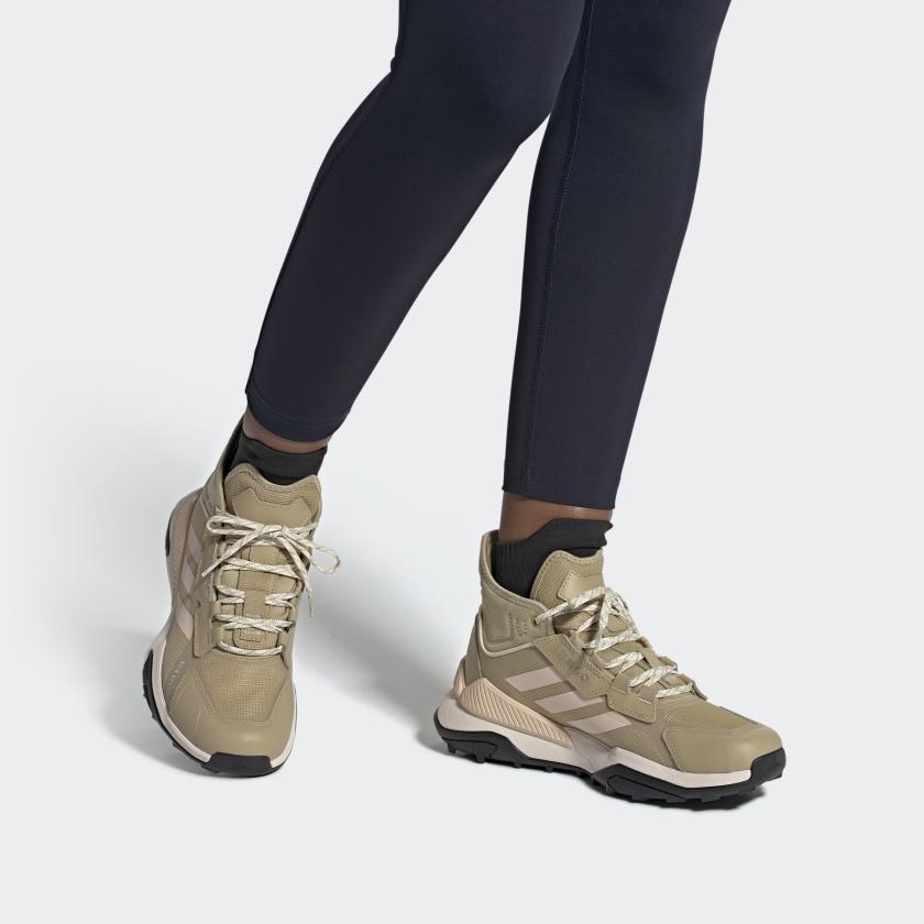 Adidas Terrex Hyperblue Mid Rain.RDY Beige Tone Men Sneakers Brown Halo-Blush Core-Black FY9717