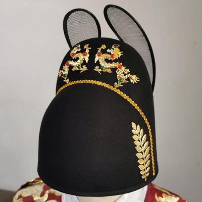 Комплект черной марлевой крылатой короны и ханьфу с рыбой-ласточкой эпохи Мин: Парчовый халат с круглым вырезом и шляпы жениха и императора для мужчин и женщин.