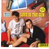 7-дюймовая пластинка BLUE MERCEDES - Love Is The Gun P2422 MCA 1988 Япония Рок Б/У