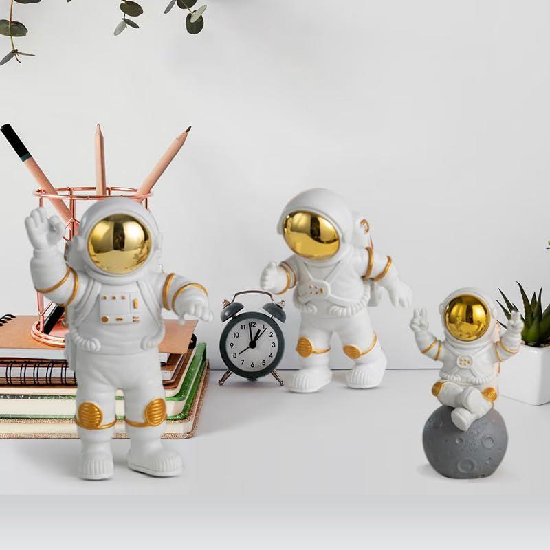 3 шт., фигурка астронавта, домашний декор, статуя астронавта, кабинет, декор для офисного стола, экспонат, подарочное украшение, аксессуары, космическое пространство, скульптура из ПВХ (золотой)