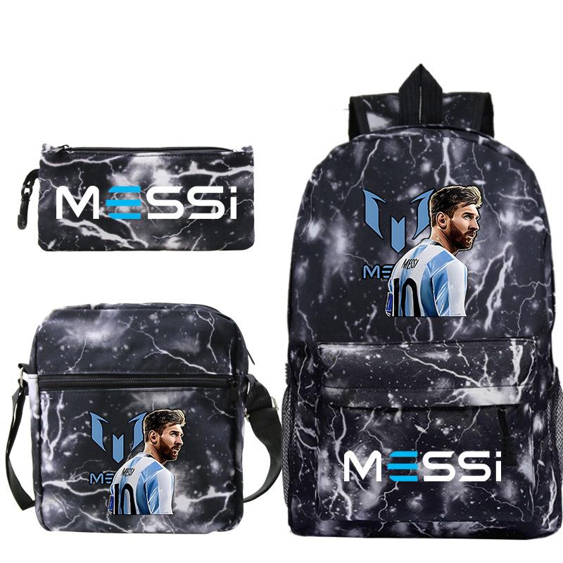Детский рюкзак-трансформер с принтом футболиста для начальной и средней школы, состоящий из трех частей.