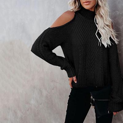 Женский свитер облегающего кроя с открытыми плечами, осень/зима