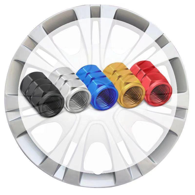 Совместимо с Venucia: Чехлы для шин 15" D60, колпаки на колеса 16" R30, декоративные колпаки на стальные диски 14" и колпаки ступицы R50/D50.