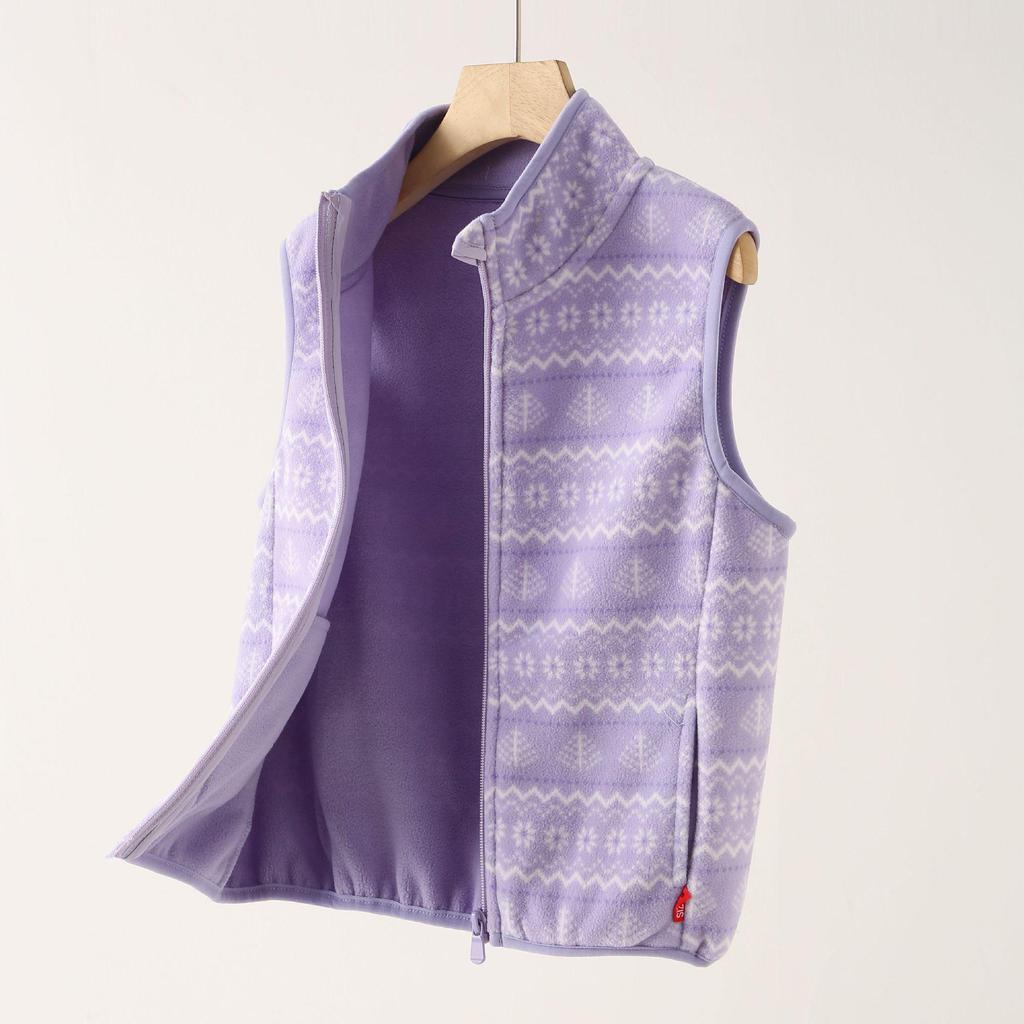 Девочкин флисовый жилет с принтом: Уютная, всесезонная верхняя одежда и вариант школьной формы