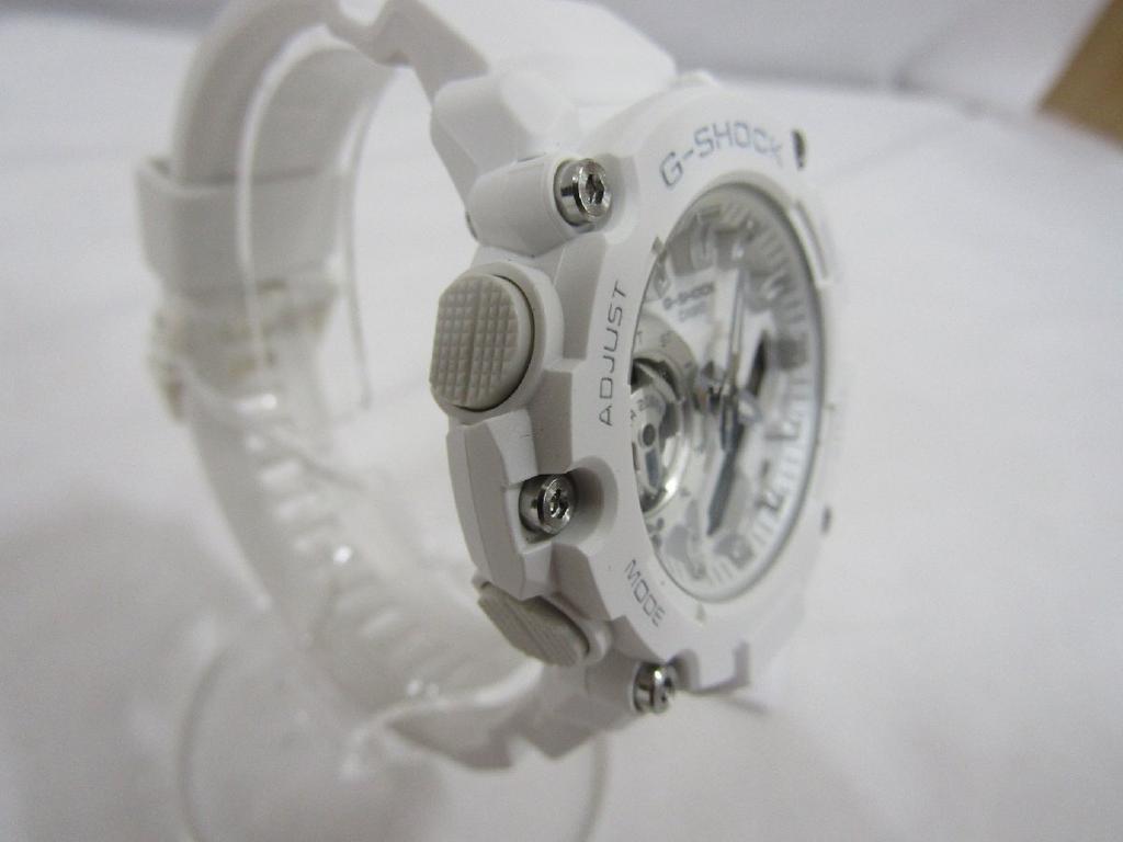 Casio Мужские часы Carbon Core Guard с коробкой и инструкцией G-SHOCK GMA-S2200M-7AJF Аналогово-цифровые, 141120