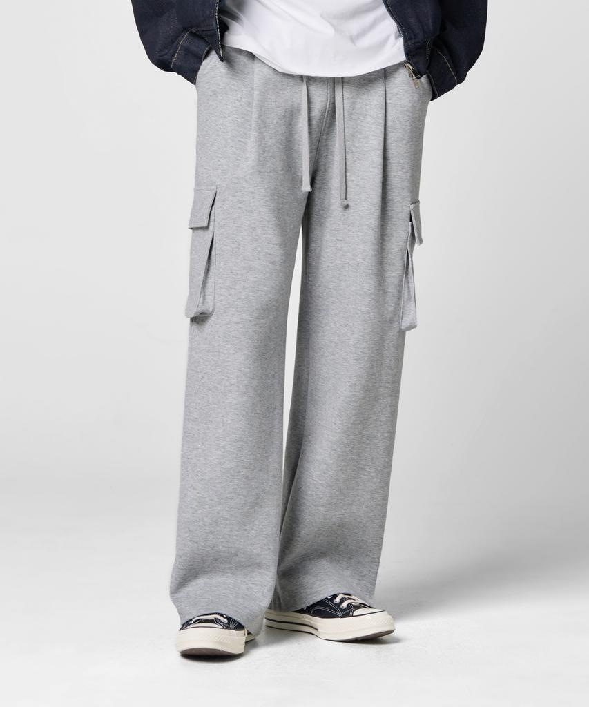 AGOD Single-Pleat Cargo Sweatpants [Gray]
