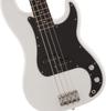 Fender Электробас, сделано в Японии, традиционный Precision 70-х, палисандр, Arctic White Bass®, накладка на гриф,