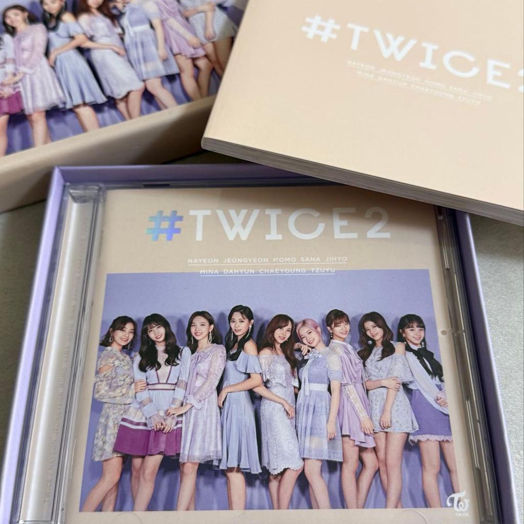 [Б/У] TWICE TWICE2