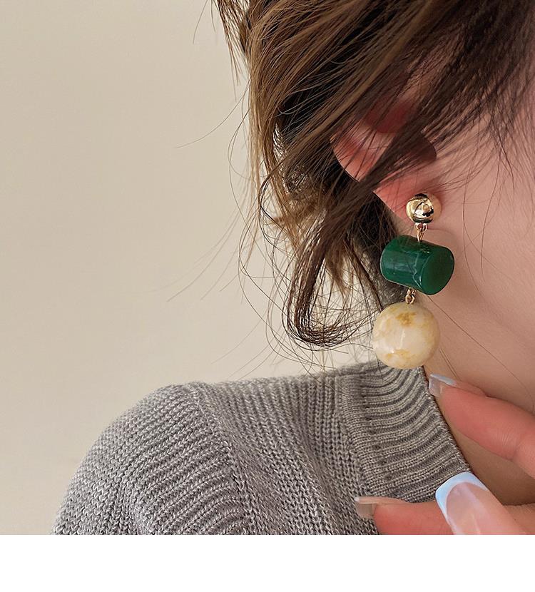 Elegant Retro Geometric Colorful Earrings for Women, Simple and Fashionable Ear Drops with High-end Sense for Summer