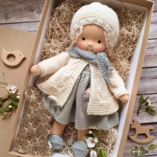 Вальдорфская кукла ручной работы 12 дюймов Мягкие вязаные куклы Милые плюшевые игрушки для девочек Удобная для переноски Винтажная вязаная крючком кукла Подарок на день рождения