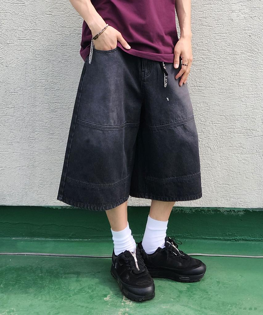 MAKEITTO Cut-Line Denim Bermuda Pants_Black