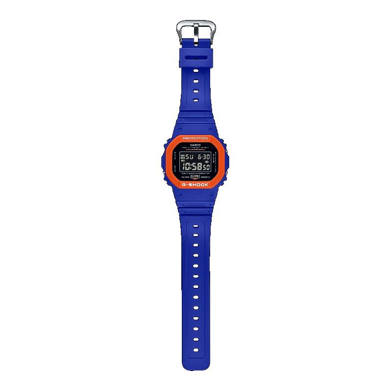 Casio Мужские кварцевые часы с resin-корпусом, водозащитой 200 м, ударопрочностью, будильником DW-5610SC-2