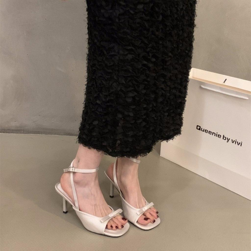 34-41 Босоножки из атласной ткани с квадратным носком и ремешком на щиколотке Женские туфли на высоком каблуке с острым носком Туфли Женские Пряжка на одном ремешке Сладкий бант Сандалии