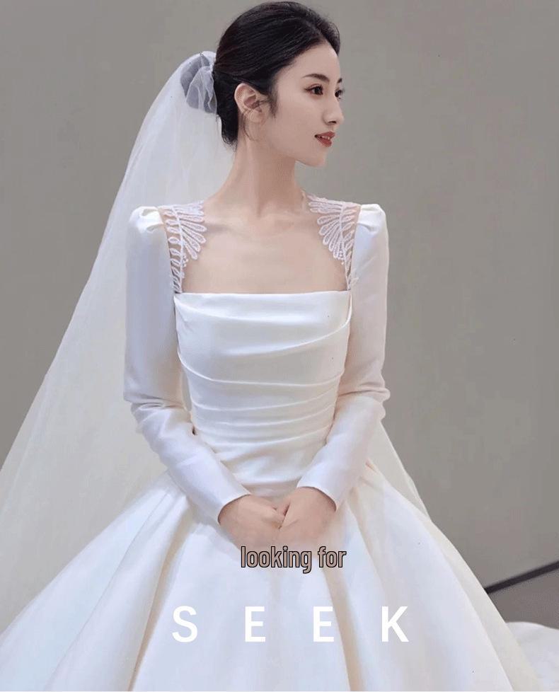 Атласное ретро-легкое свадебное платье с маленькими длинными рукавами - свадебная коллекция 2024 года