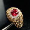 BELLA BOX Итальянское текстурированное резное золотое кроваво-красное матовое кольцо с широким краем, инкрустированное вручную красным бриллиантом, цветное драгоценное кольцо