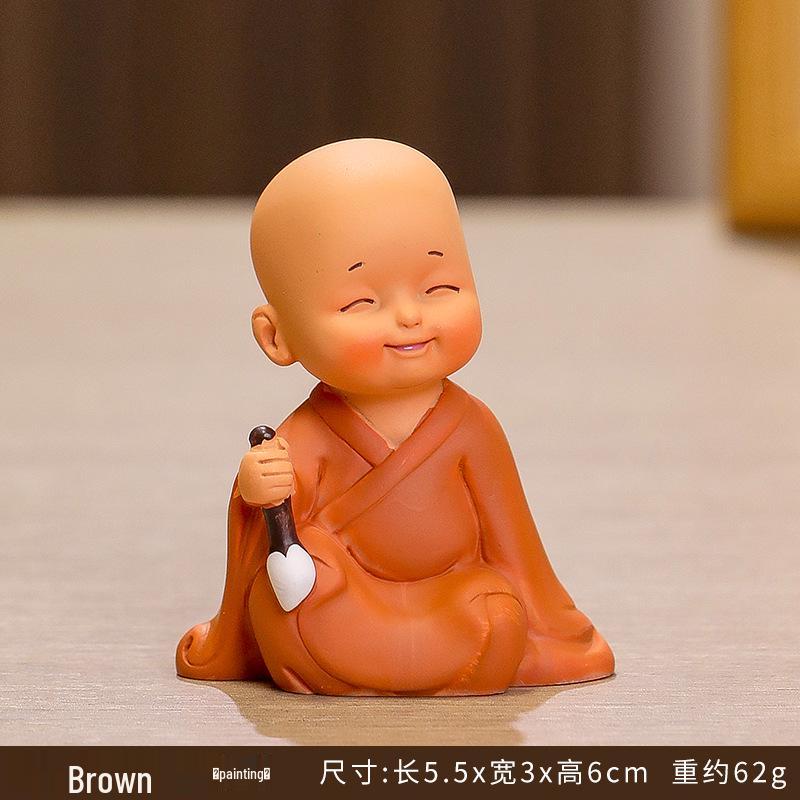 Милые фигурки маленьких монахов ручной работы из смолы для украшения рабочего стола