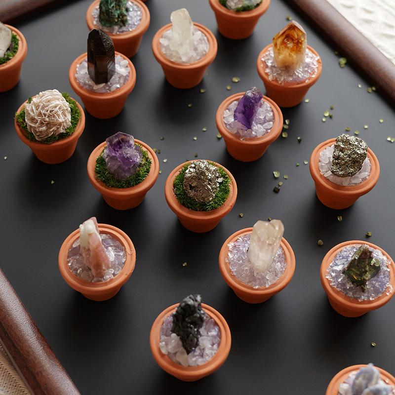 1PC Natural Crystal Stones Set Mini Clay Pot Base Amethyst Quartz Healing Gemstones Potted Plant Style Feng Shui Home Decor