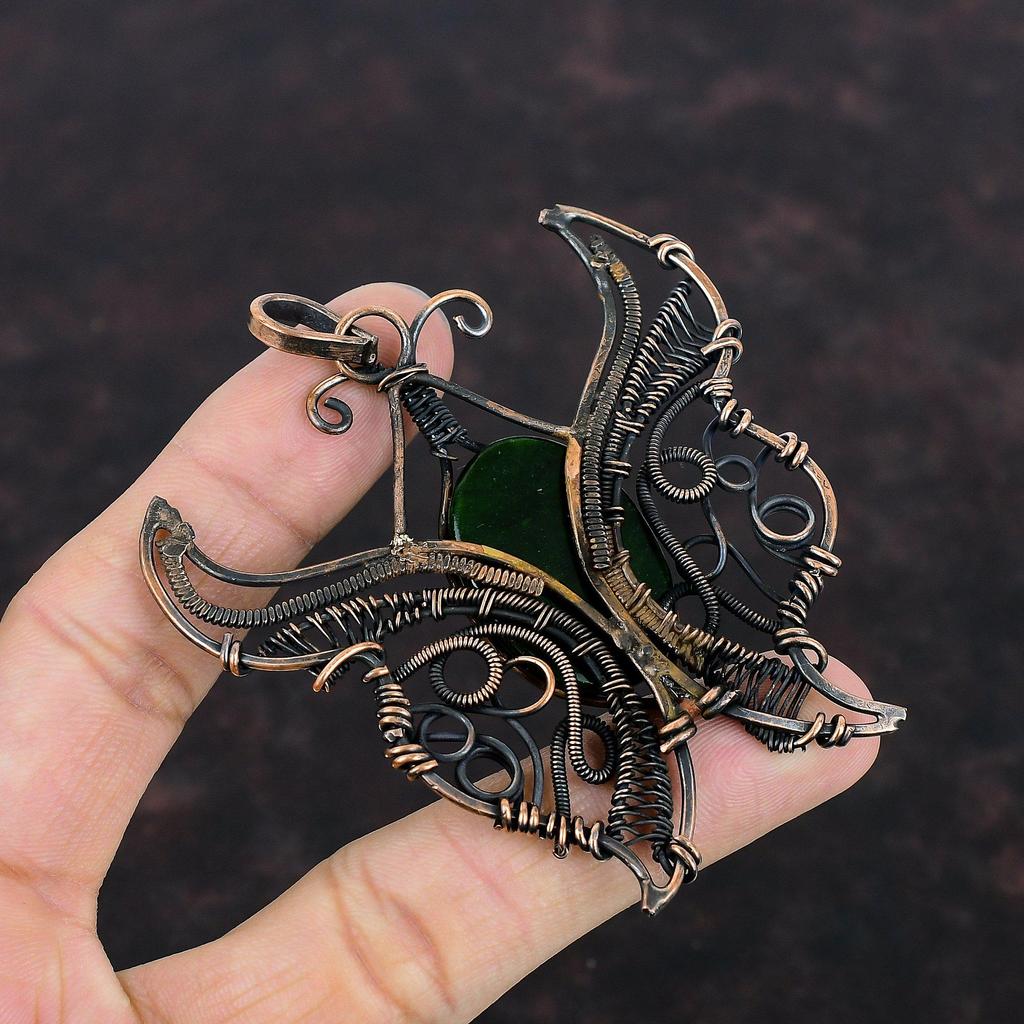 Подвеска из лабрадорита с зеленым огнем, обмотанная медной проволокой, подвеска ручной работы, медные украшения, подвеска с драгоценным камнем, украшения с бабочками, подарок для женщин