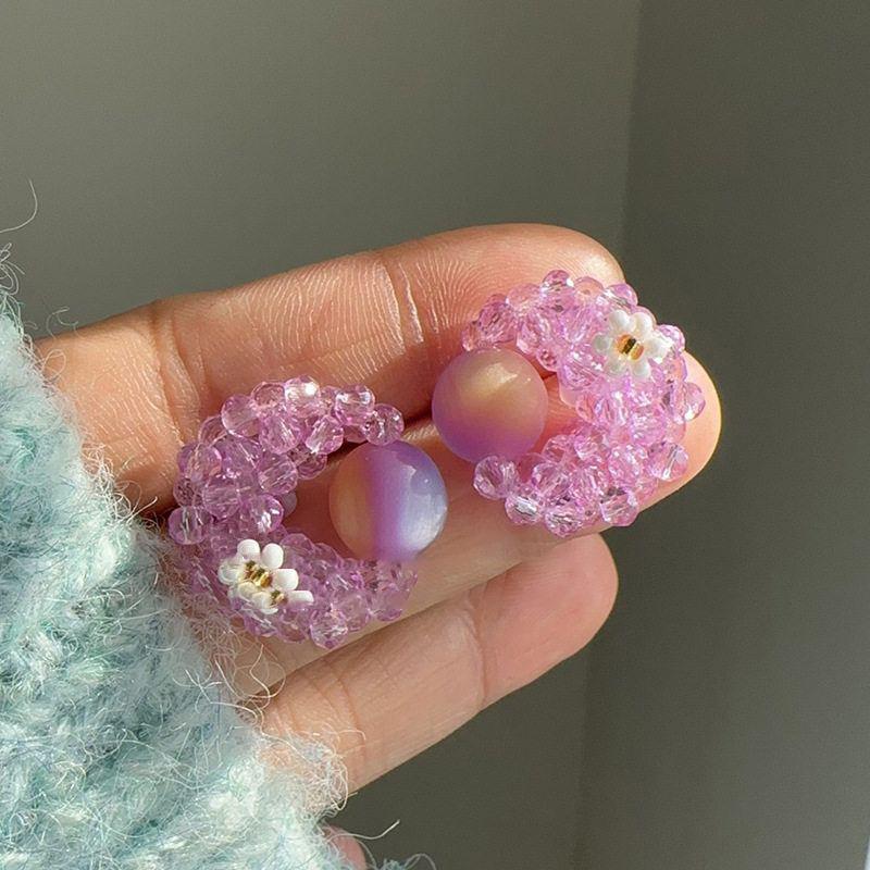 Жемчужные серьги-пусеты в виде цветка и луны, модные серьги с дизайном личности, милые, уменьшающие возраст, маленькие свежие серьги