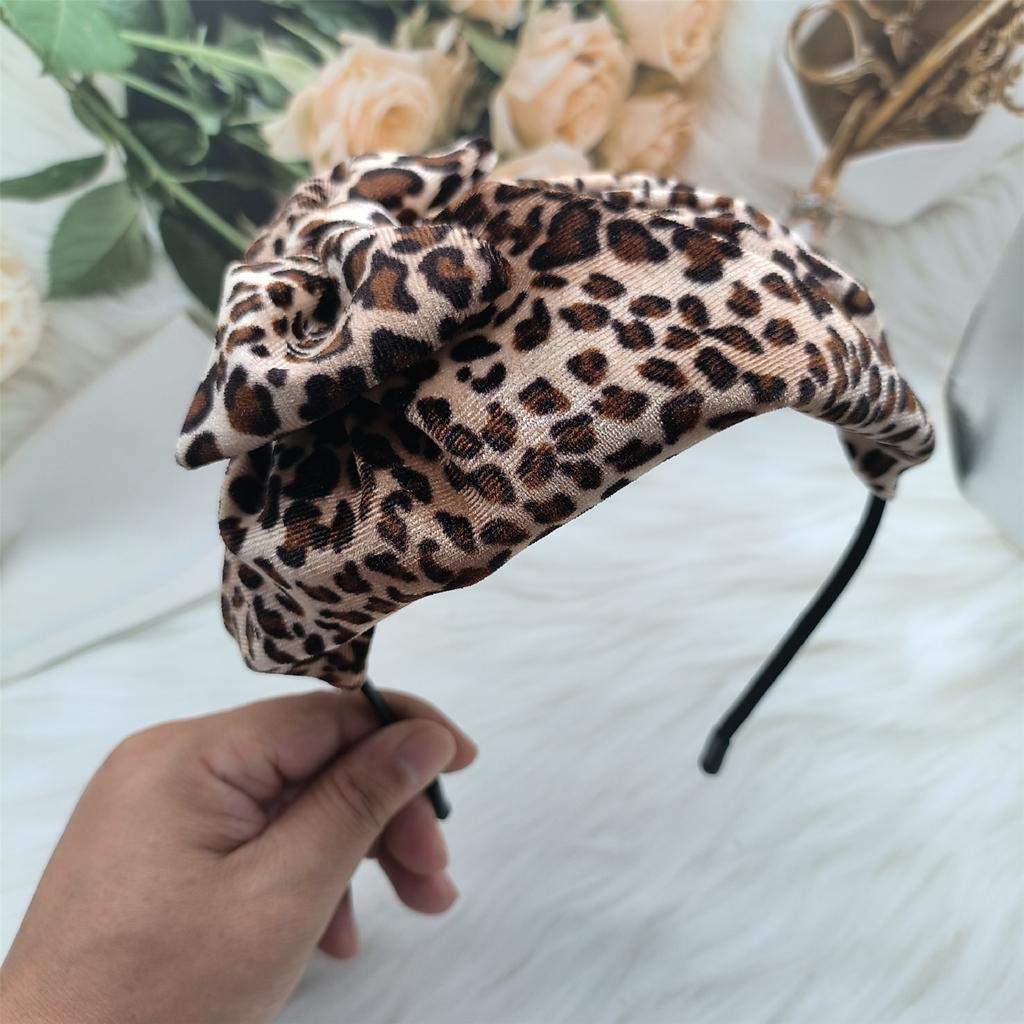 Bowknot Hairhoop Half Caps for Women Elegant Leopard Pattern Headband Nonslip Sweet Fascinator Hairband for Formal Dress