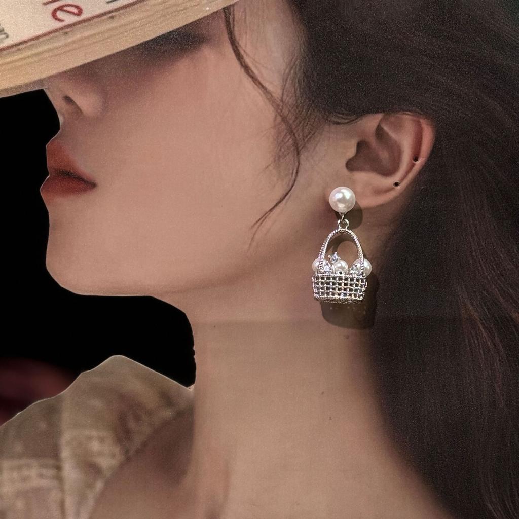 Silver Needle with Diamonds Flower Stripes Pearl Stud Earrings Medieval Vintage Retro Earrings Light Luxury Niche Earrings