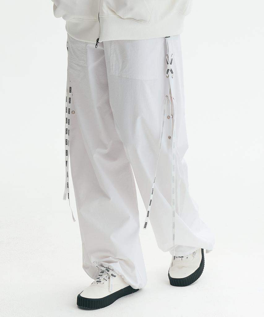 Keuleogsi Широкие брюки со шнуровкой по бокам Цвет: Облачно-белый