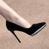 Черные замшевые туфли на высоком каблуке женские водонепроницаемые настольный темперамент светская львица острый носок тонкий каблук красивые сексуальные профессиональные универсальные одинарные туфли женские