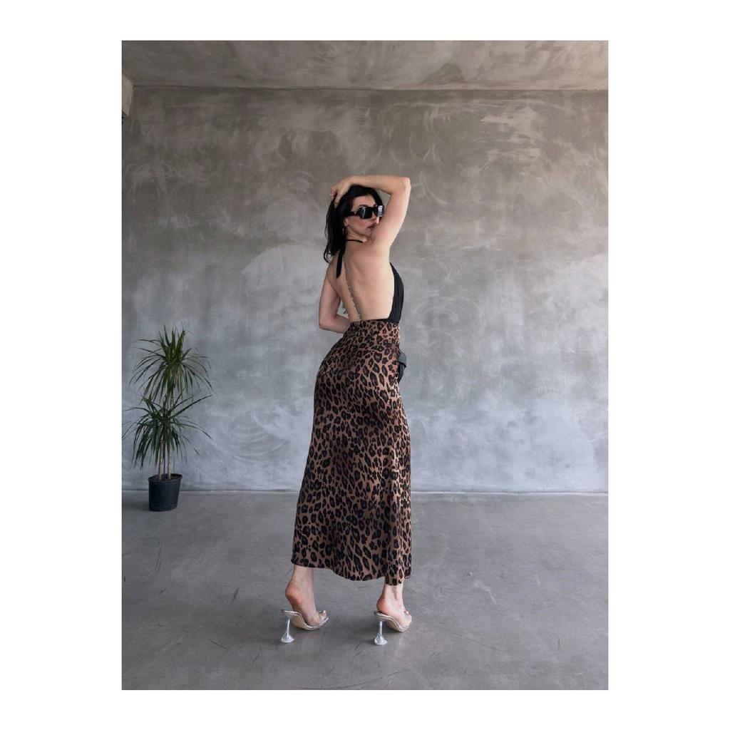 Women's Leopard Patterned Skirt