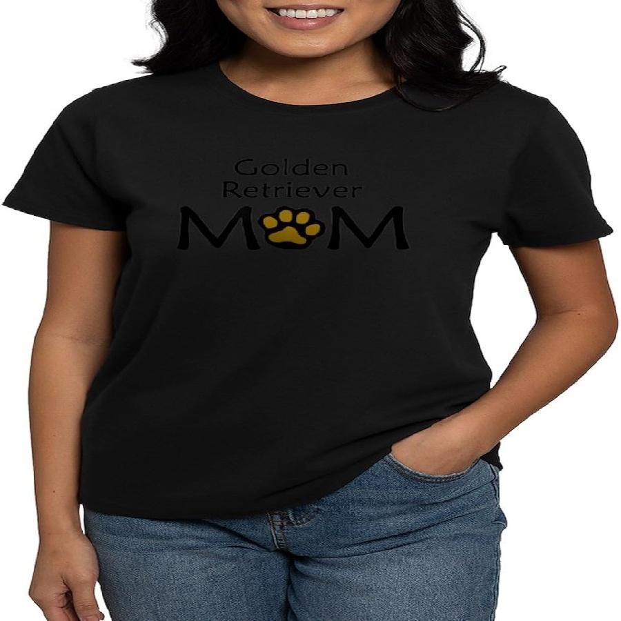 CafePress Мама золотистого ретривера Футболка женская хлопковая темная с графическим принтом