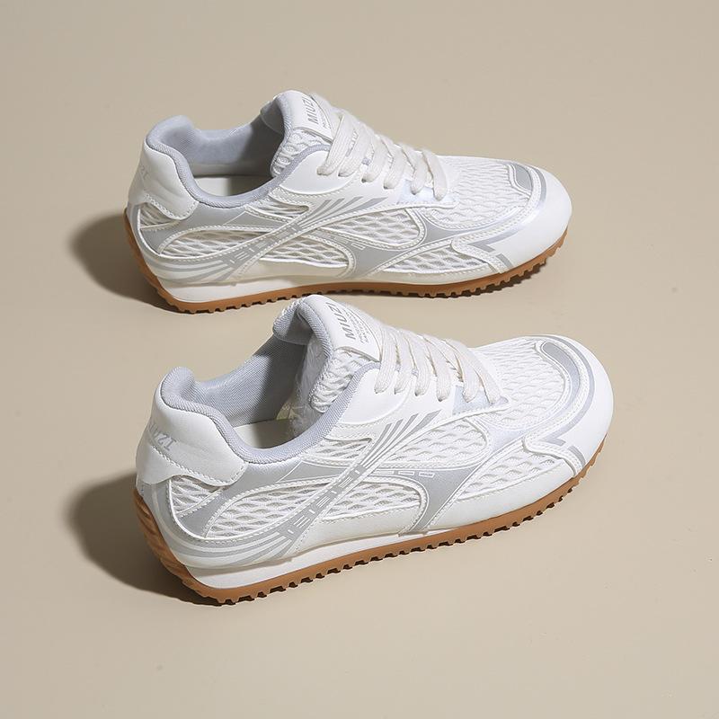 Маленький человек увеличение внутренней высоты сетка немецкие тренировочные туфли женские 2025 лето Douyin взрыв серебристые туфли Форреста Гампа платформа спортивная обувь