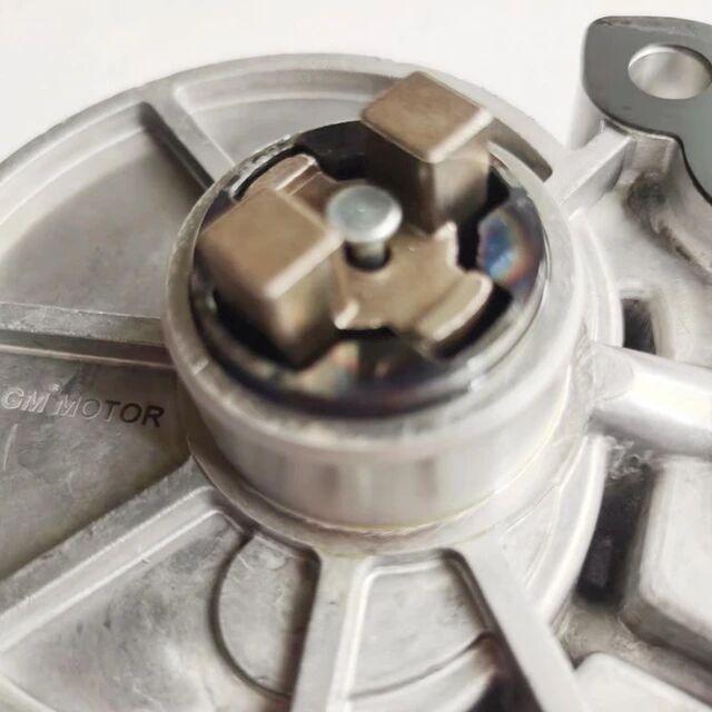 Auto parts High quality 12673905 1pcs Vacuum pump assy for Chinese SAIC ROEWE 360 Ei6 RX5 MG i5