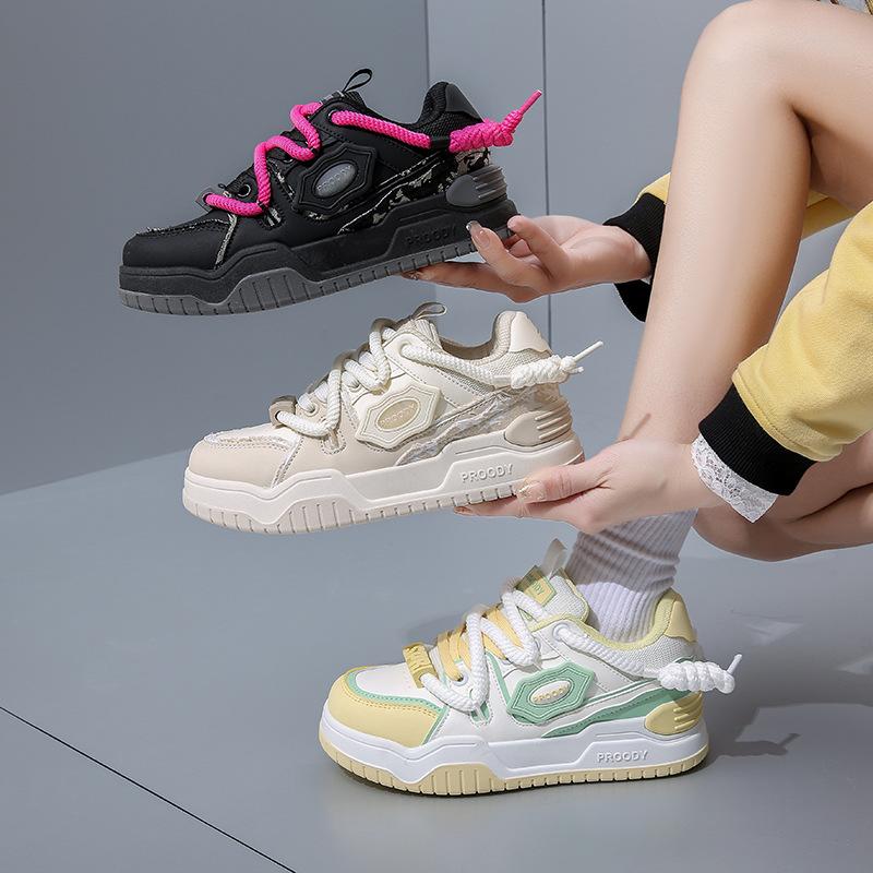 2025 весна маленькие белые туфли новая корейская версия ins женские студенческие туфли для увеличения роста на платформе спортивные туфли для скейтбординга повседневная обувь женская YDJ01