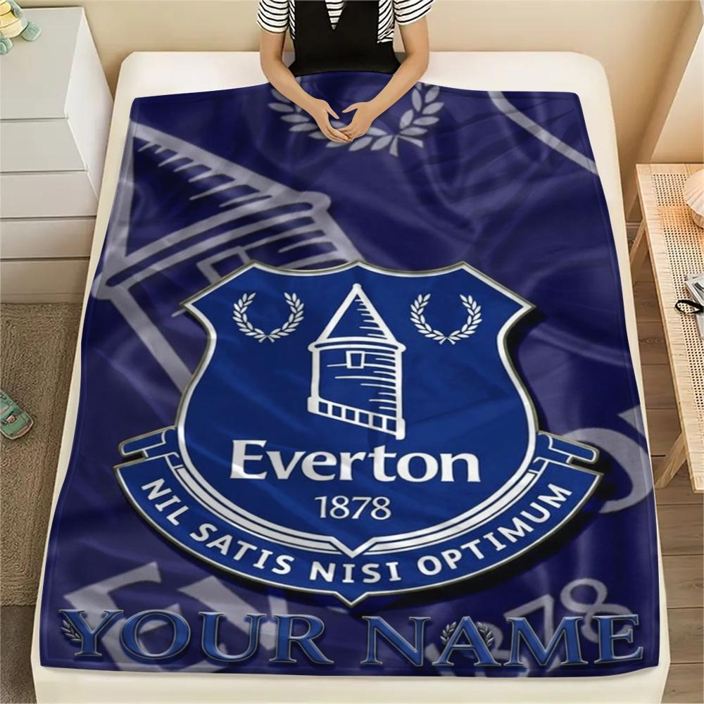 1PC Custom Name Everton FC Patterned Flannel Blanket Suitable For All Seasons for Home Decor Warmth and Comfort Gifts Holiday Present_xia