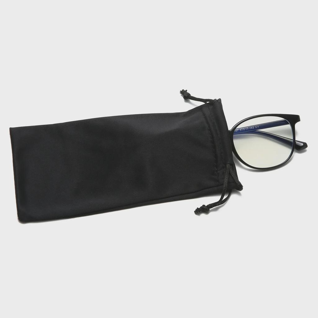 Комплект из солнцезащитных очков из кожи с разноцветным логотипом и мягкого чехла с плоским зеркалом