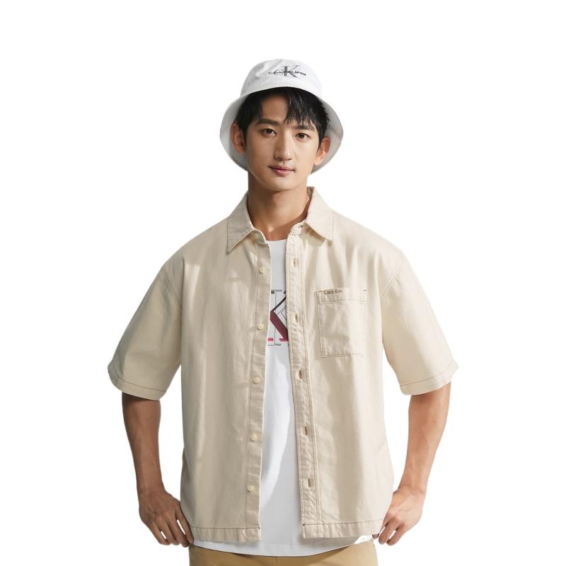 Calvin Klein Сплошной цвет, однобортная рубашка с квадратным карманом и короткими рукавами, мужские топы, светло-хаки, 40MM729-CXX