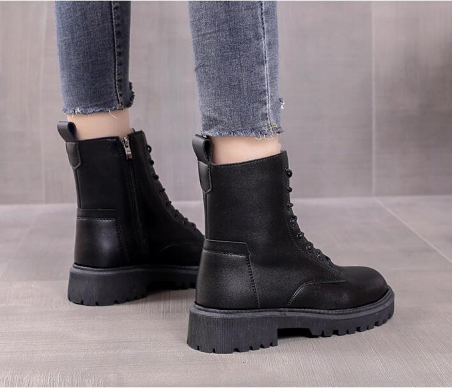 Модные водонепроницаемые зимние сапоги для женщин из бархата, толстые хлопковые женские туфли, черные кожаные теплые женские ботильоны на платформе