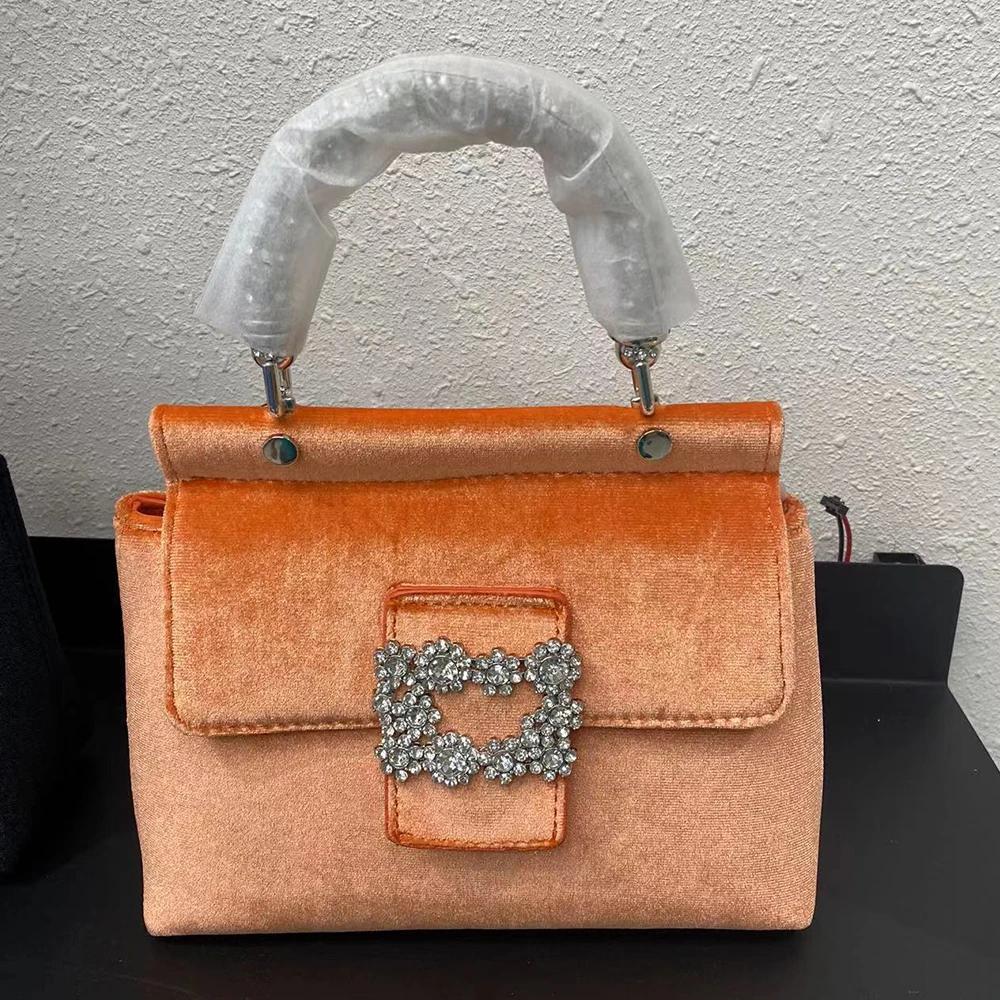 Luxury Bag for Women Designer Velvet Bags Metallic Shoulder Bag Crossbody Bags Elegant Evening Clutch