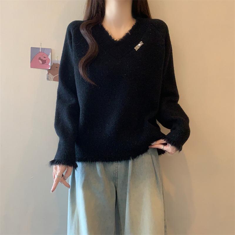 Fashion Sweet Tassel V-neck Red Pullover Sweater Women Autumn and Winter New Thick Warm Knitted Sweaters Women Elegant Solid Casual Jumpers Tops 25841
