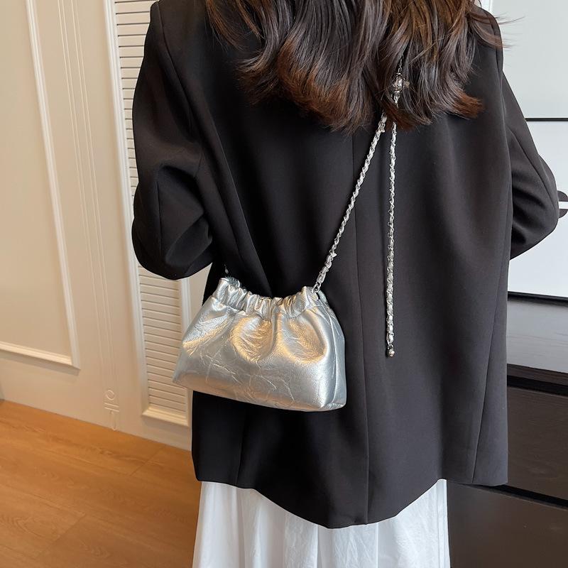 Корейская модная сумка-цепочка большой вместимости, женская новая 2025 лето, простая сумка-ведро, нишевая текстура, сумка через плечо