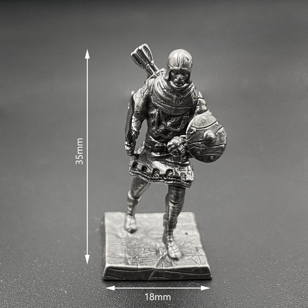 1pcs Ancient Spartan Rome Soliders Figurines Miniatures Vintage Metal Soldiers Statue Desktop Ornament Gift