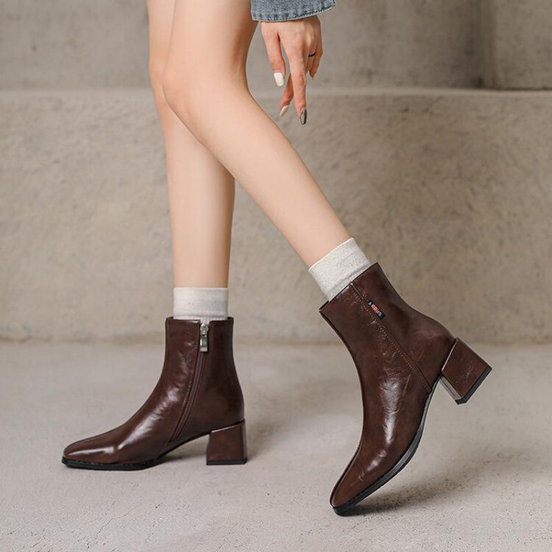 Женские полусапоги на низком каблуке большого размера, осенне-зимние, на молнии сбоку, однотонные, с квадратным каблуком и квадратным носком, корейская версия новой модели