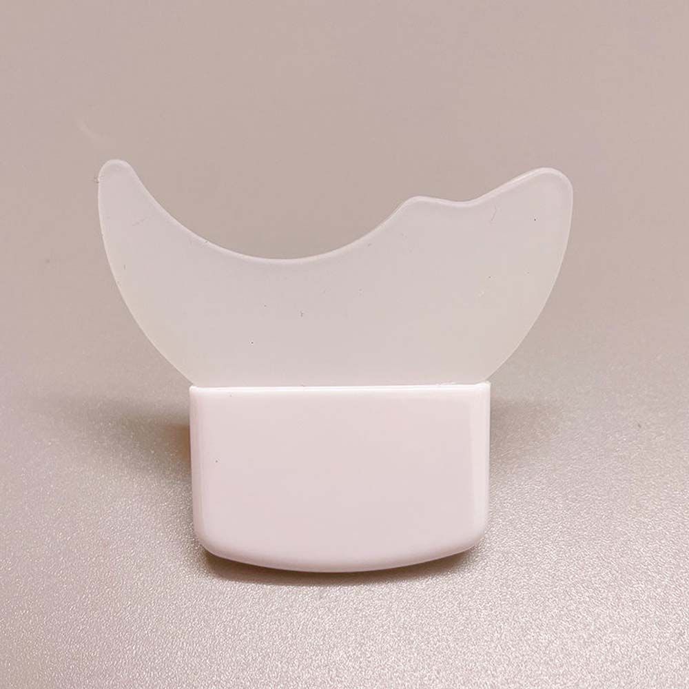 Beginner Makeup Aids Applicator Eyeshadow Shaper Pad Beauty Tool Mascara Baffle Eyeliner Template