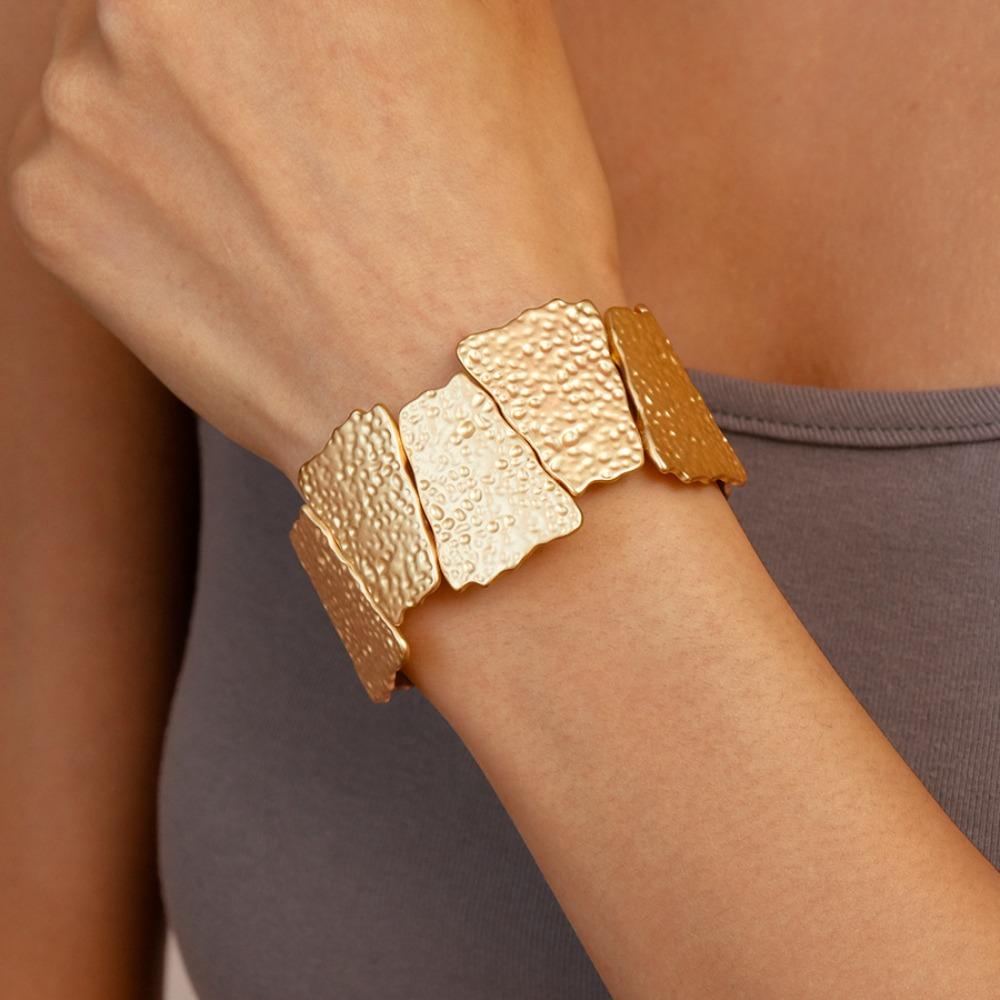 Полые металлические браслеты-манжеты с цветочным узором, массивный браслет, уникальный преувеличенный браслет, украшение