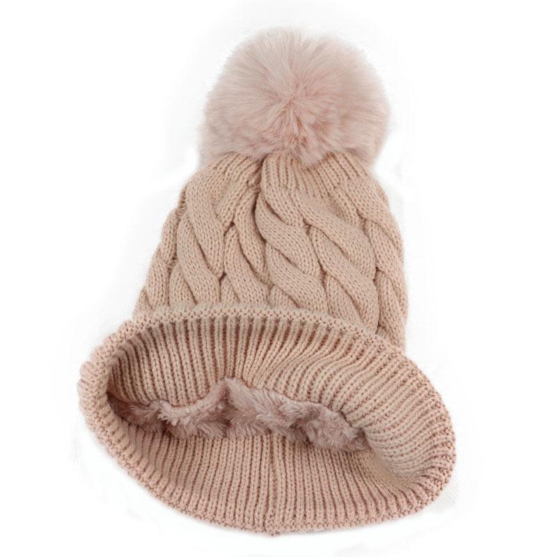 Autumn and winter new wool hat women's knitted hat twist pattern European and American fashion velvet thickened winter warm hat