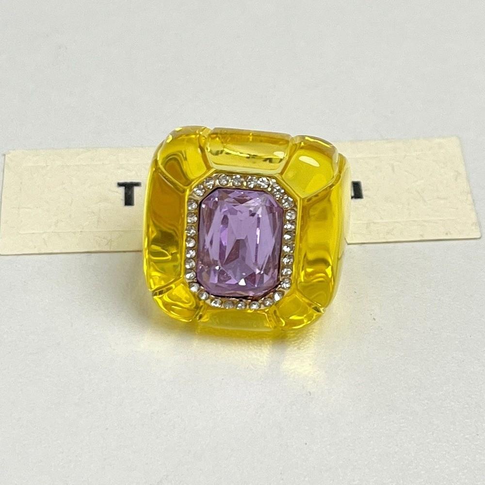 New Fashion Colorful Rhinestones Ring Three-dimensional Elegant Jewelry Finger Ring Geometric Square Ring Women